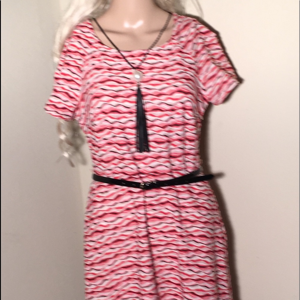 Beige by eci sz 6 A-line Dress Belt not included